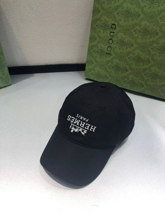 Бейсболка Hermes