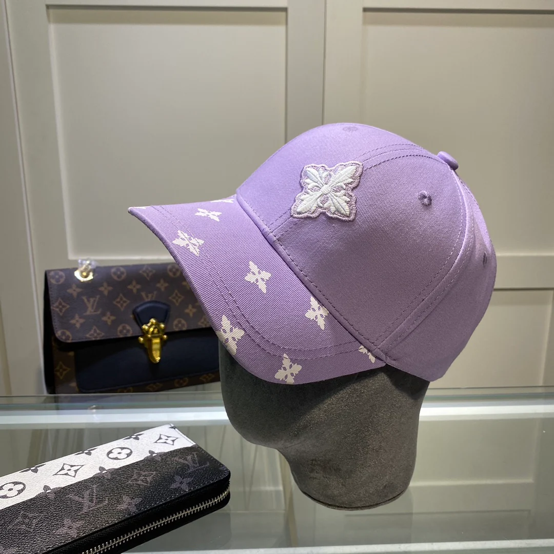 Новинка 2022 года от Chanel - кепка-?утиный клюв? - 5