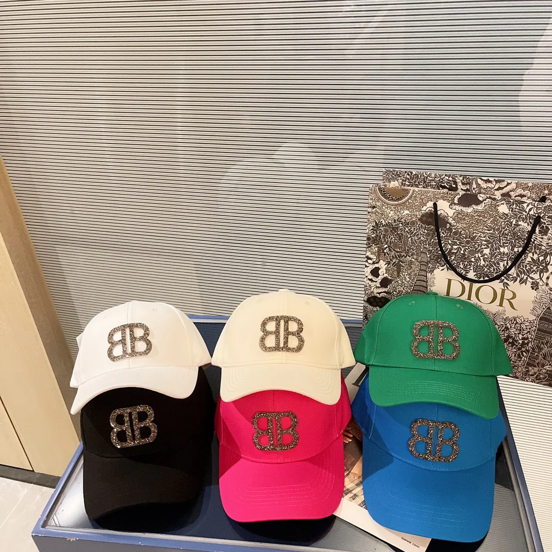 Бейсболка Balenciaga - разноцветная