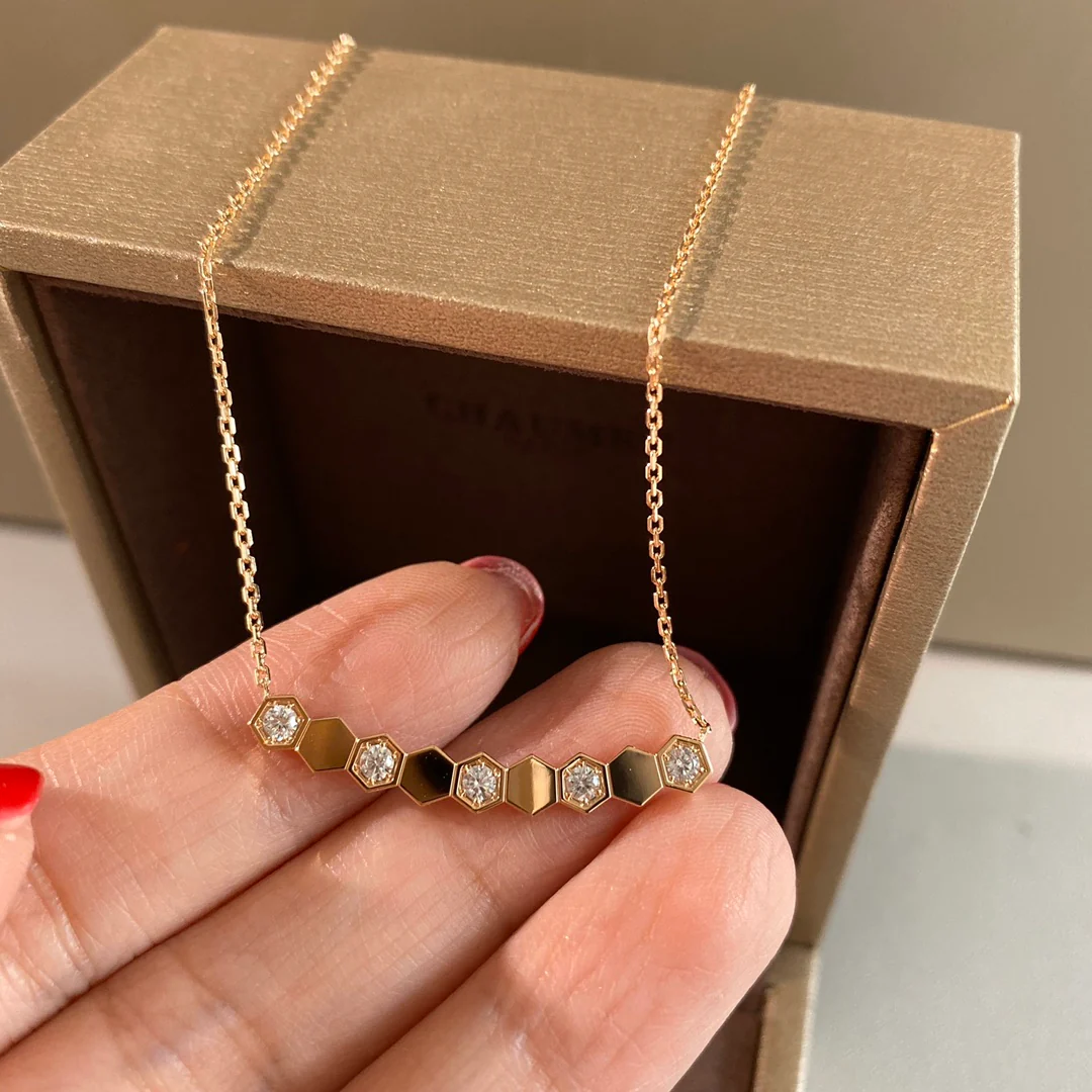 Колье Chaumet 3-9-43 см