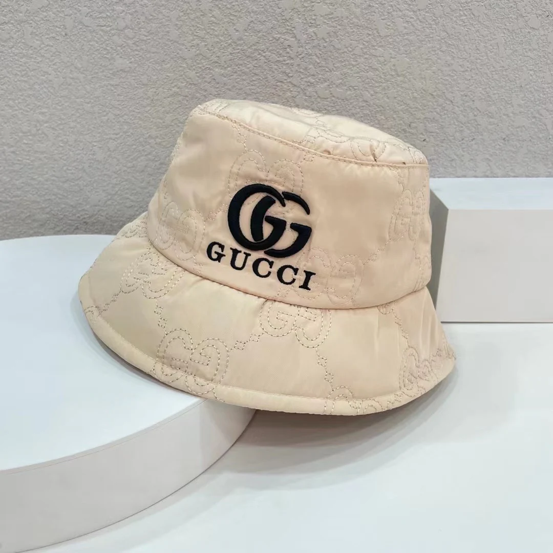 Gucci - Новая ткань из хлопка, предотвращающая образование складок.