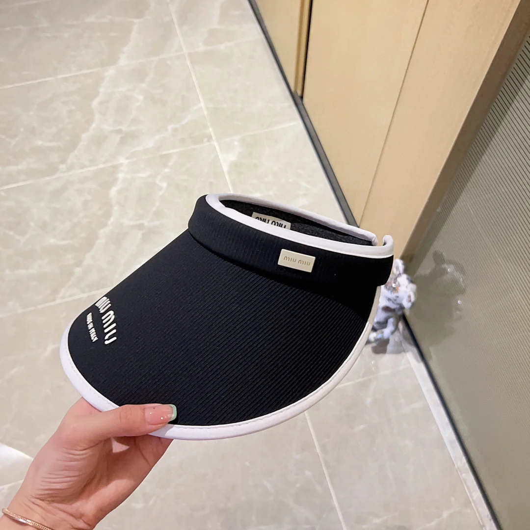 Новые поступления коллекции Miu Miu весна/лето 2023 - Козырек - Солнцезащитная шляпа - Черный - 1