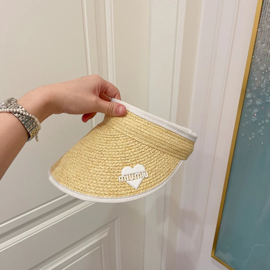 Соломенная шляпа от солнца Miu Miu с открытым верхом