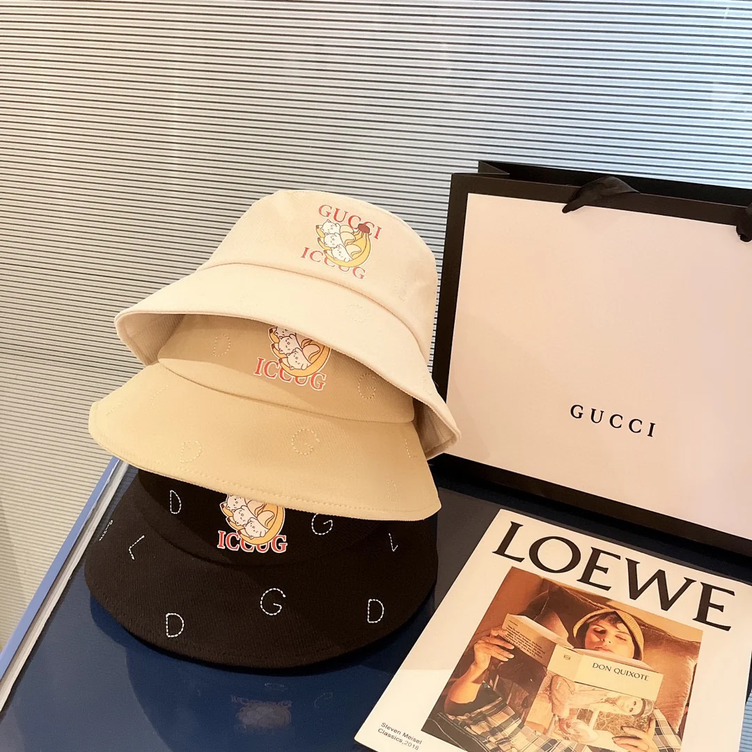 Gucci - Новая рыбацкая шляпа с вышитым котом