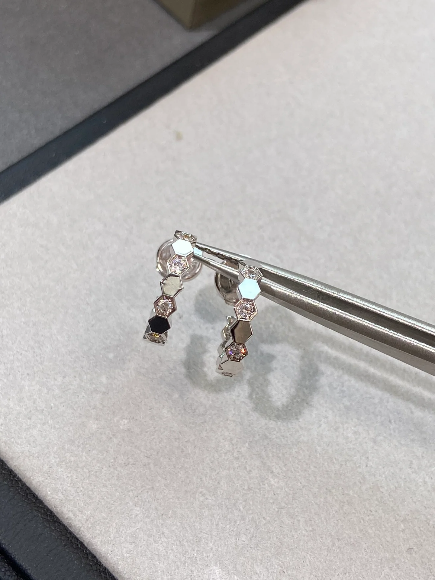 Серьги Chaumet 015