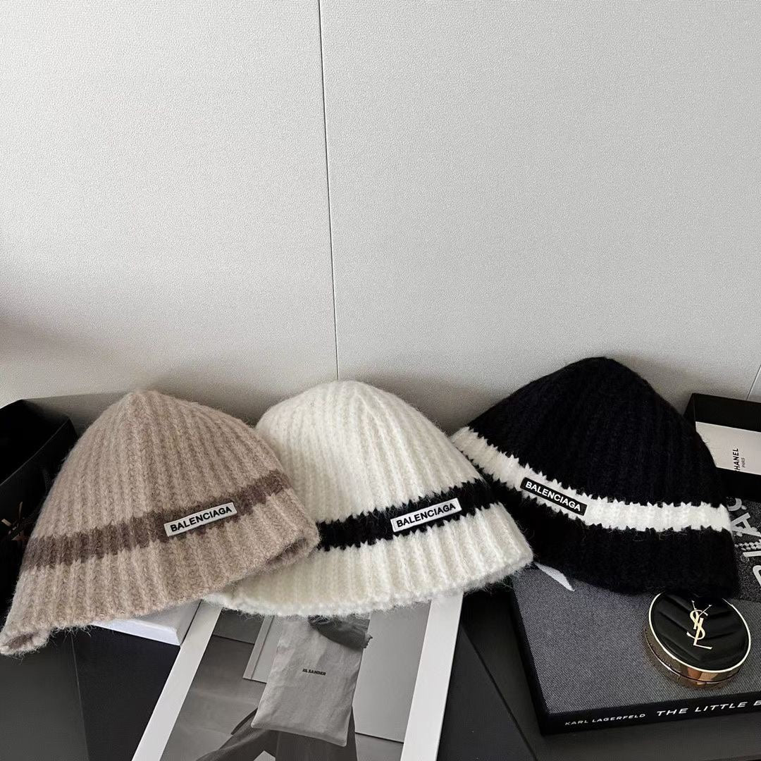 Balenciaga - Шерстяная вязаная рыбацкая шапка