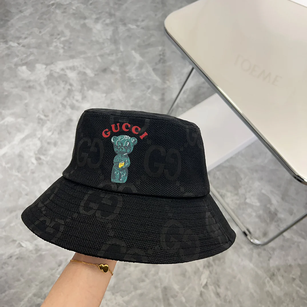 Панама Gucci с рисунком медведя - черная