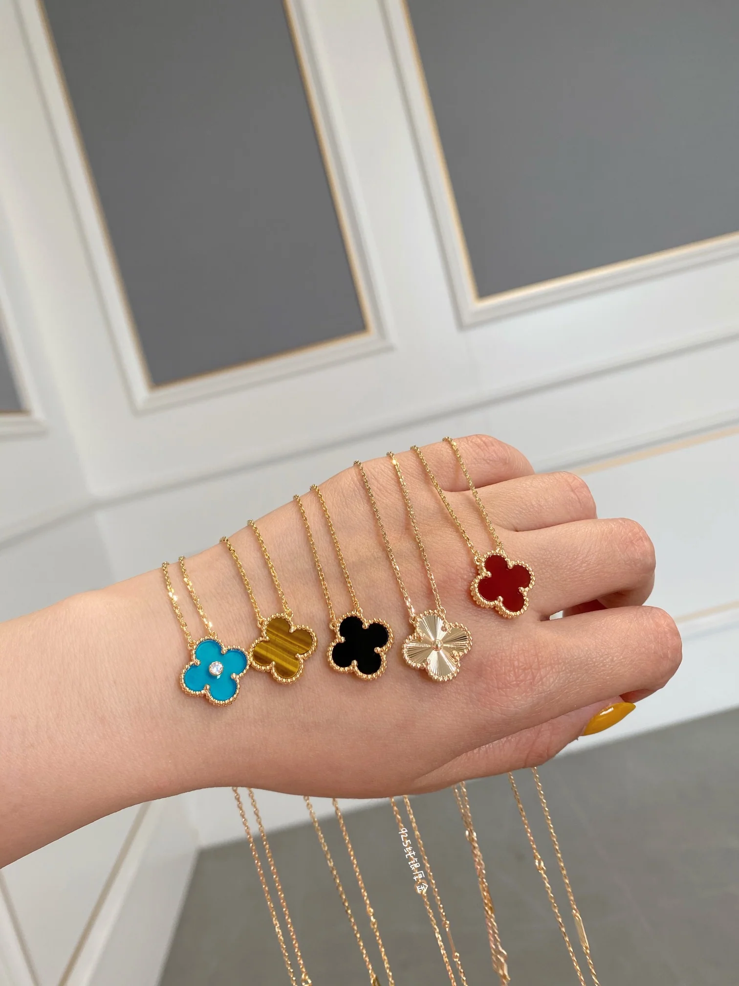 Van Vek - Колье 021