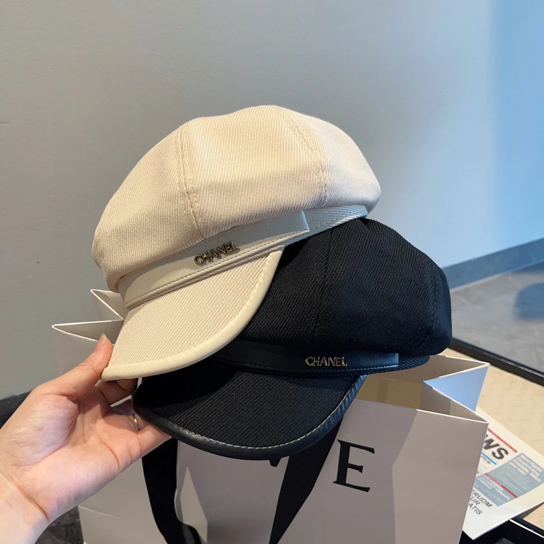 Новая простая шляпа художника Chanel осень/зима - белая