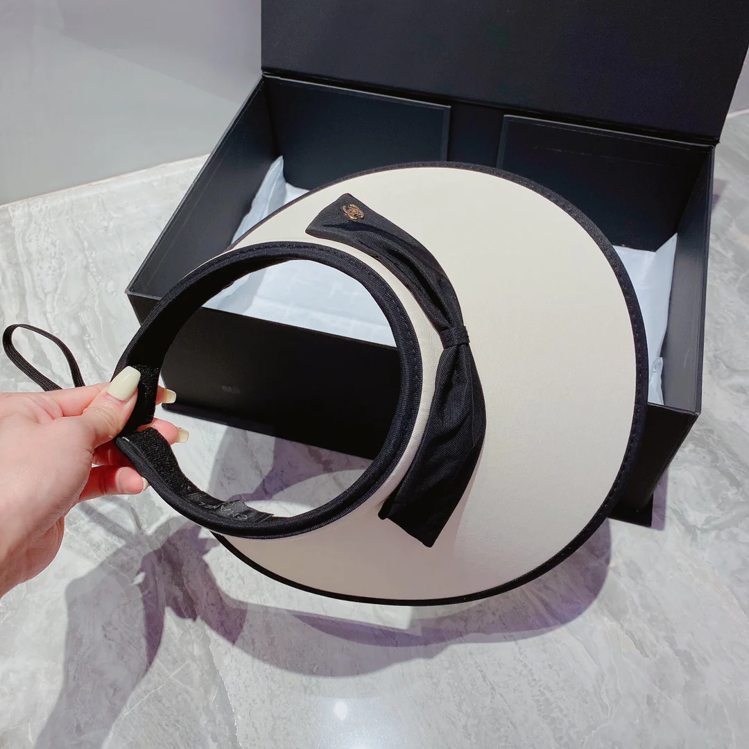 Новинка Chanel 2022 года - Солнцезащитная шляпа - Парик с открытыми губами - Белый