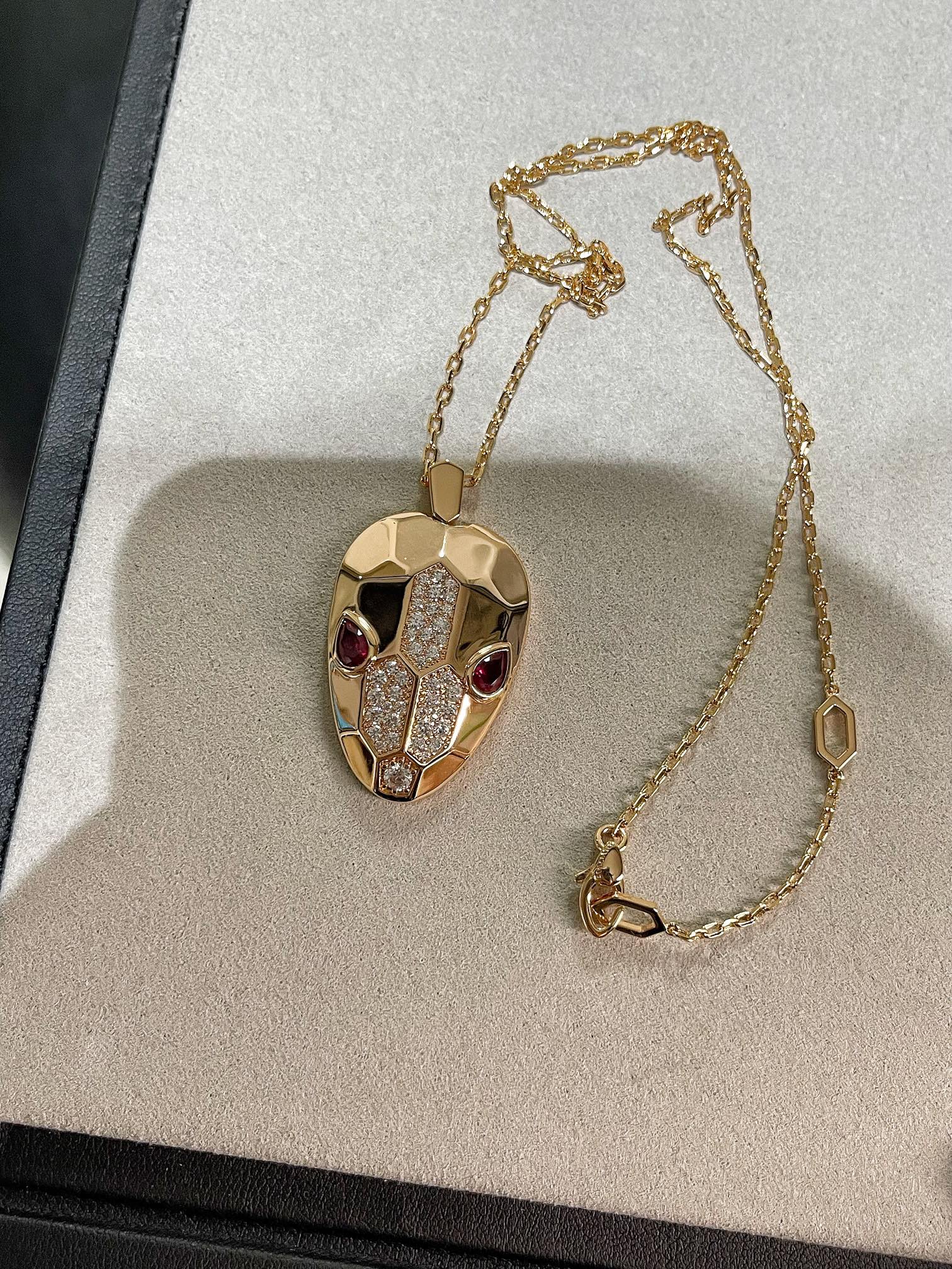 Bvlgari - Колье 070