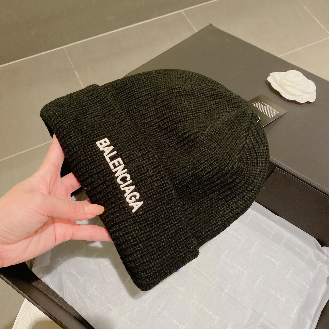 Balenciaga - Вязаная шапка-бини - Унисекс - Черная