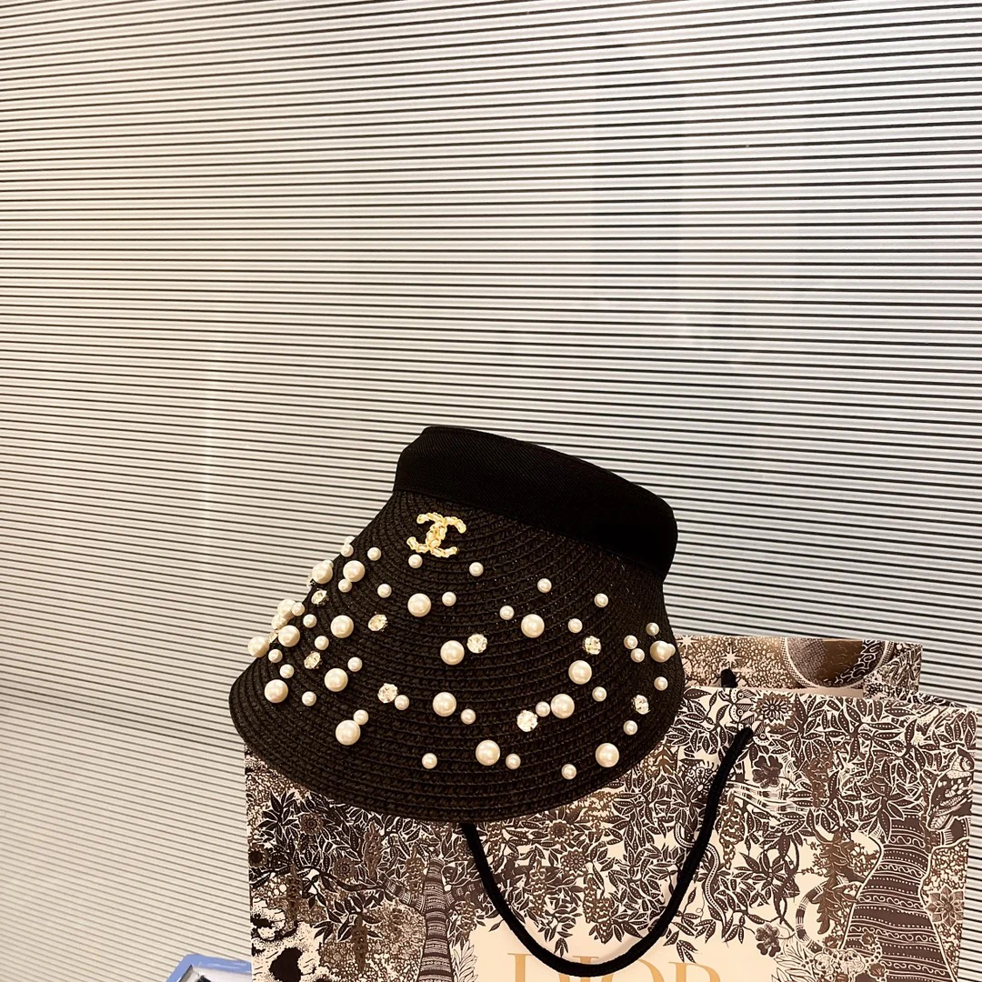 Солнцезащитная шляпа Chanel с жемчужной отделкой — 4 цвета