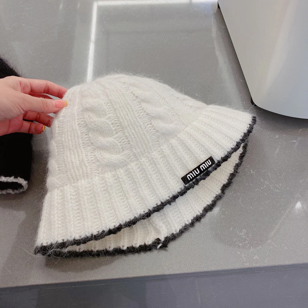 Miu Miu - Шерстяная рыбацкая шляпа - Белая