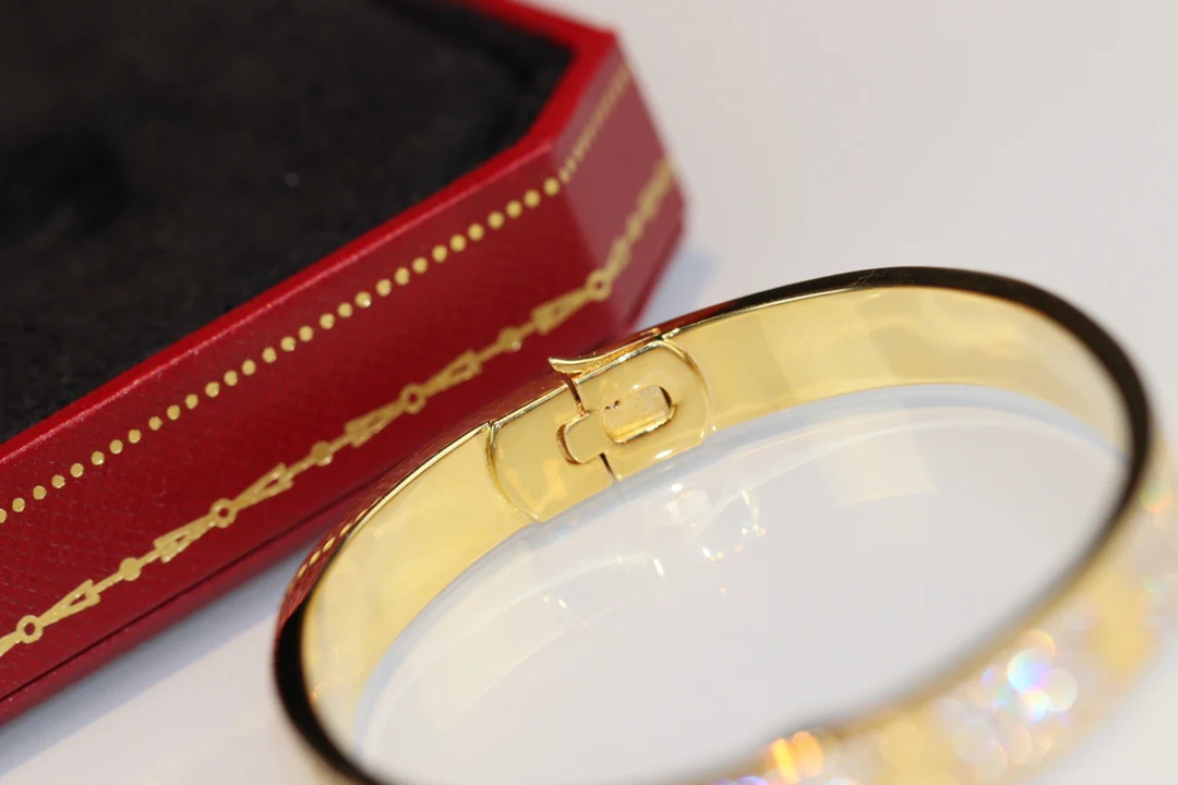 Широкий браслет Cartier ?Звездное небо? — 1 шт.