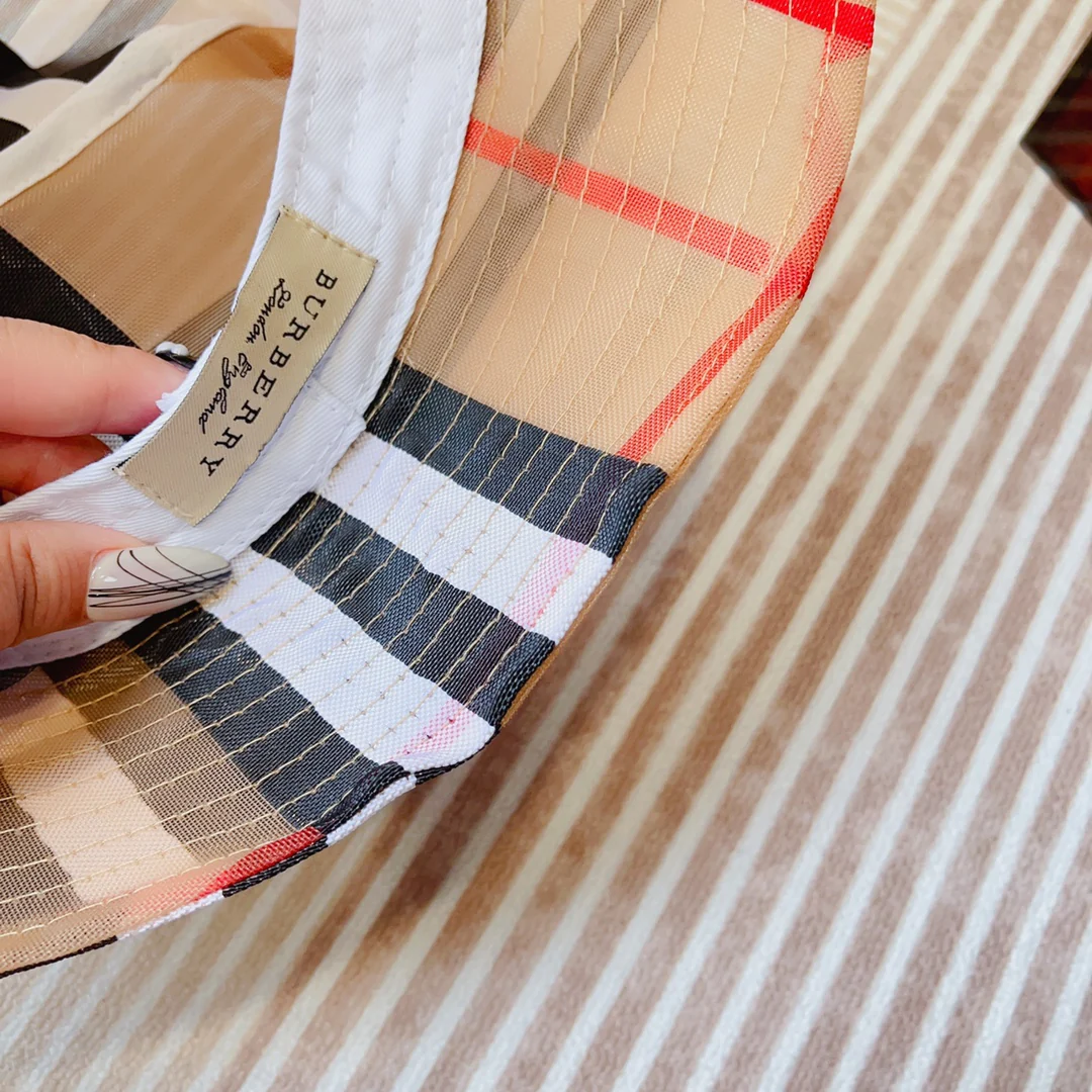 Burberry - Панама из органзы в стиле пэчворк