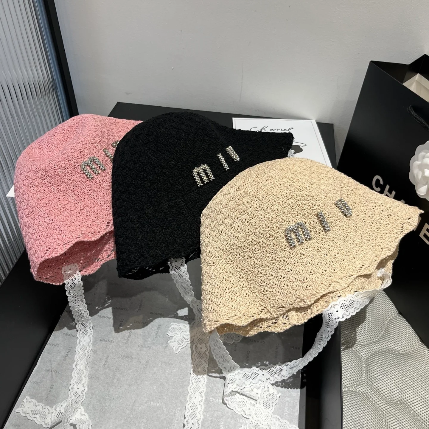 Miu Miu - Мини-панама на шнуровке