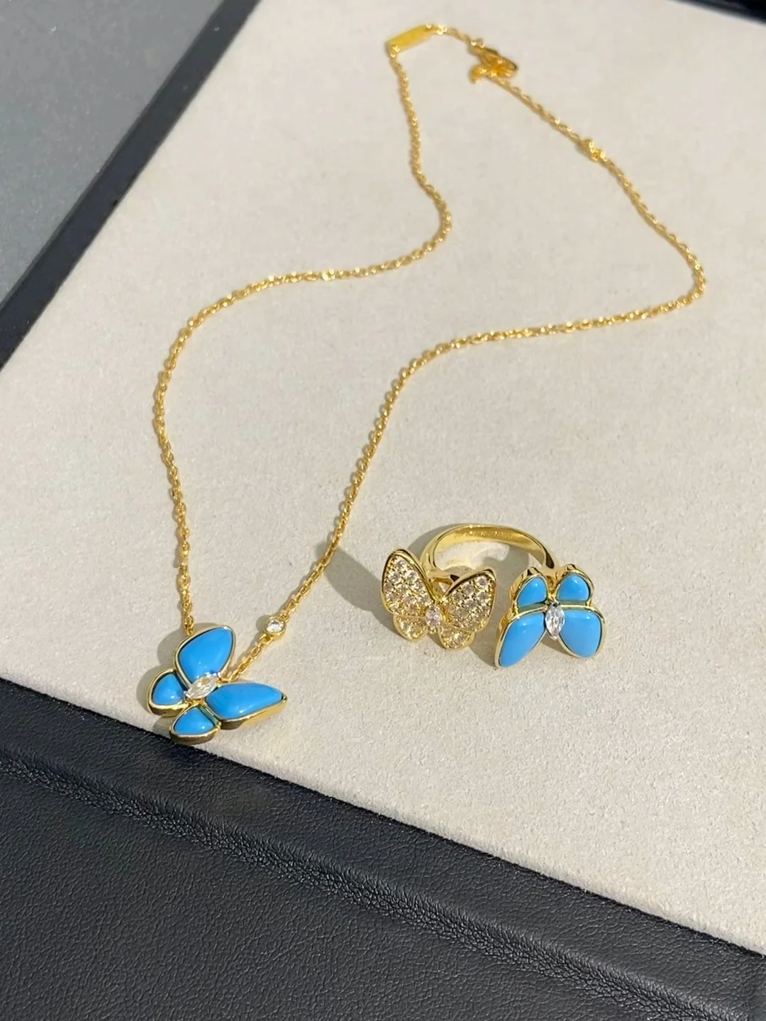 Van Vek - Колье 020