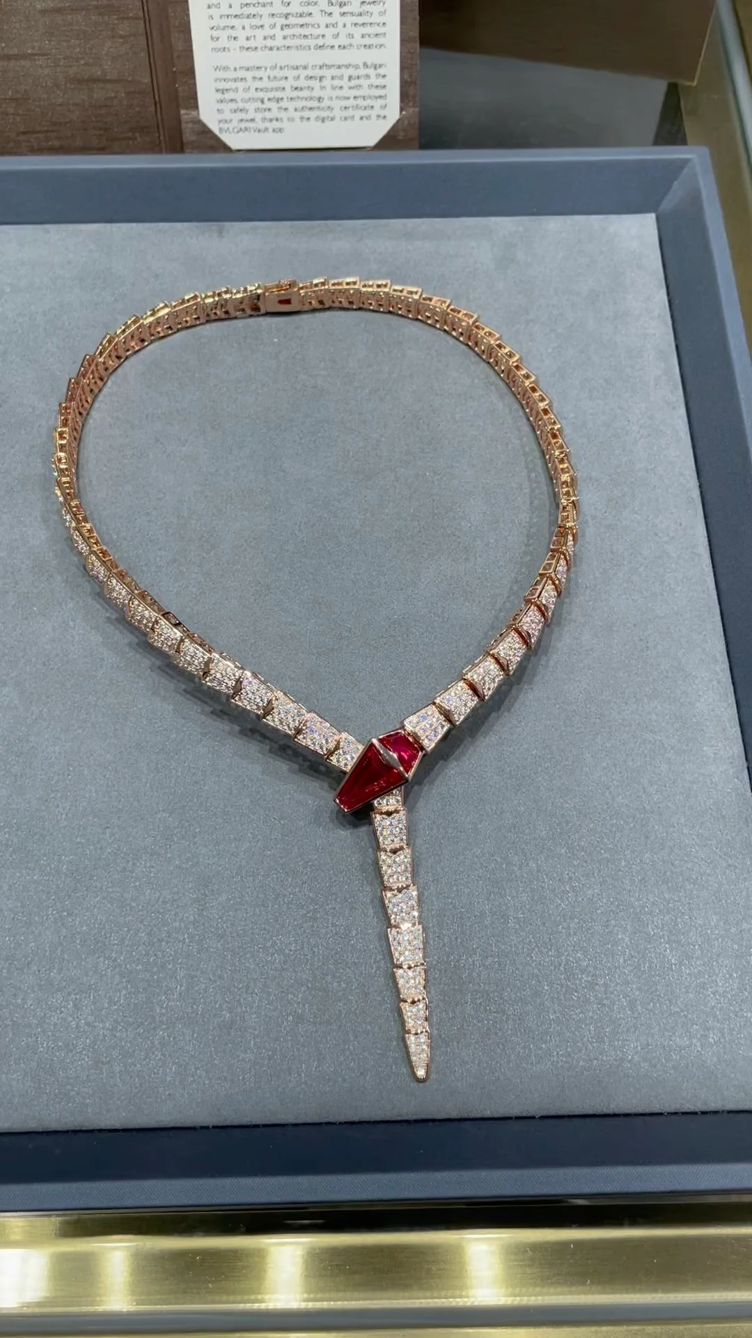 Bvlgari - Колье 043