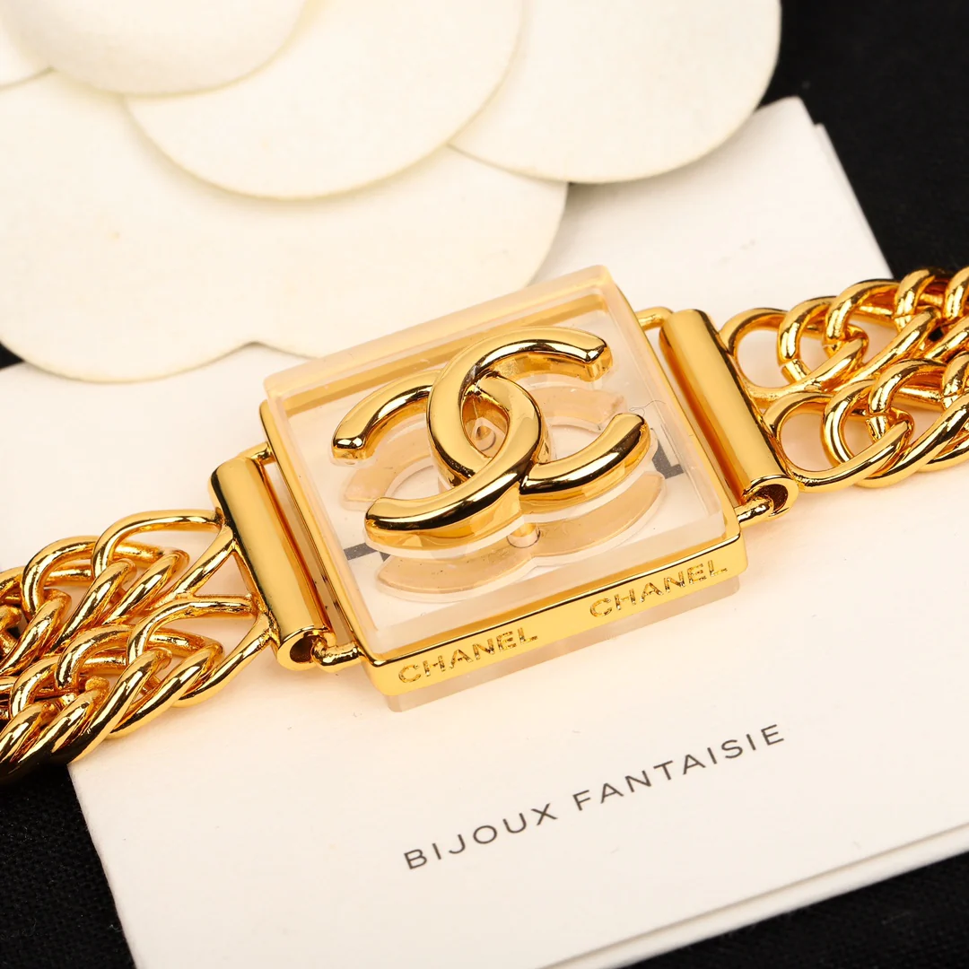 Chanel - Колье 357