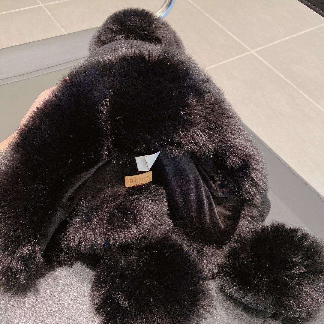 Шапка-бини Burberry с ушками - черная