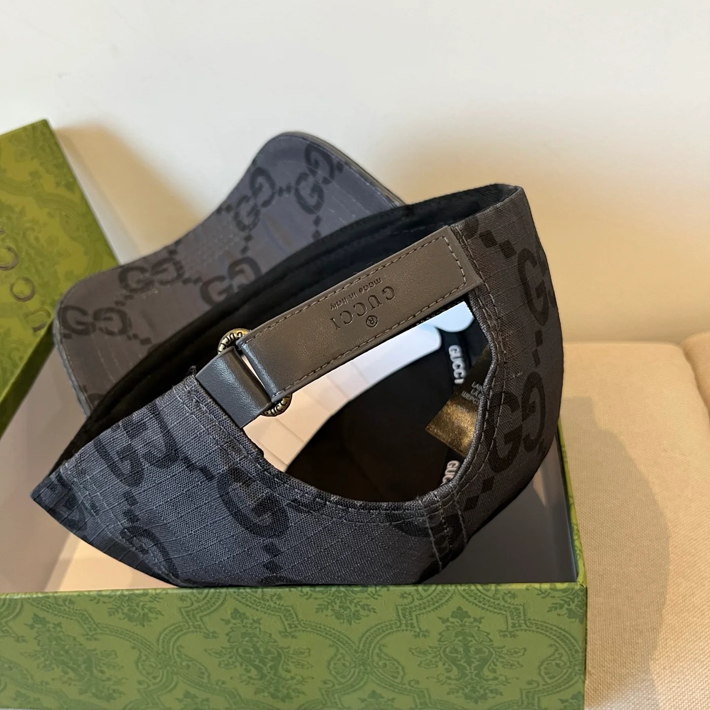 Бейсболка Gucci Classic Logo - черная