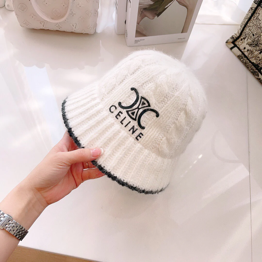 Панама Celine из кроличьего меха