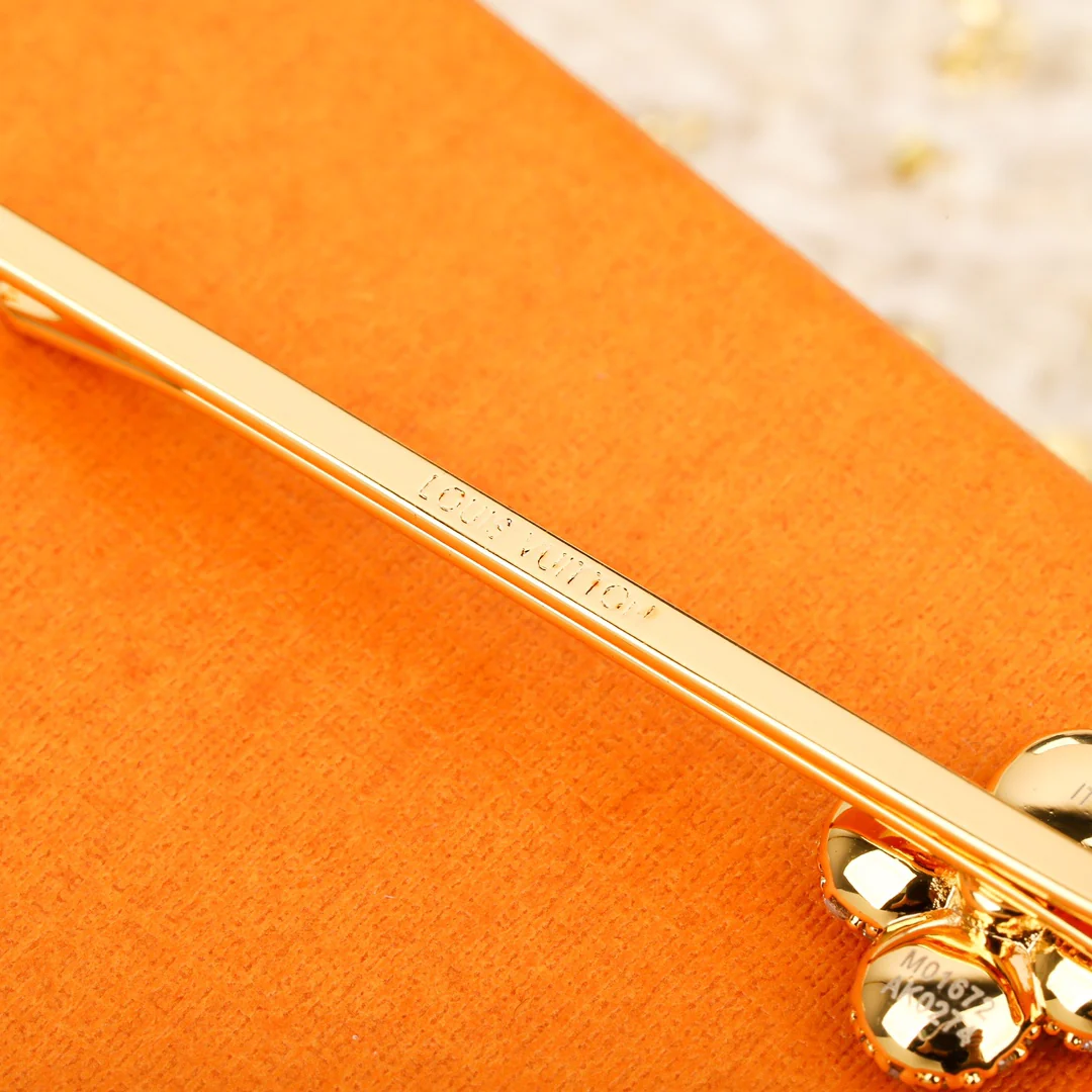 Заколка для волос LV-Hair Clip 001