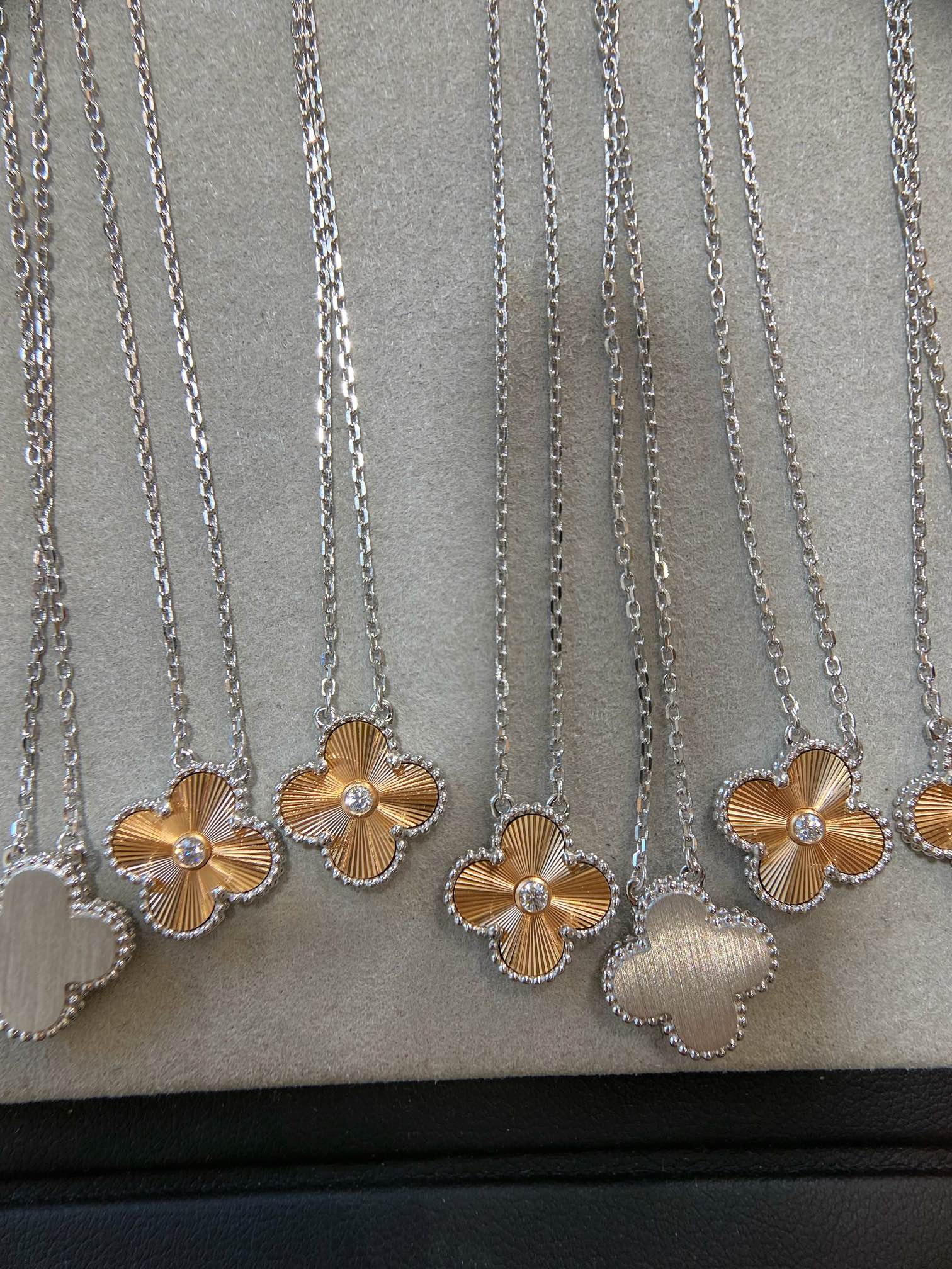 Ван Веккьо - Колье 114