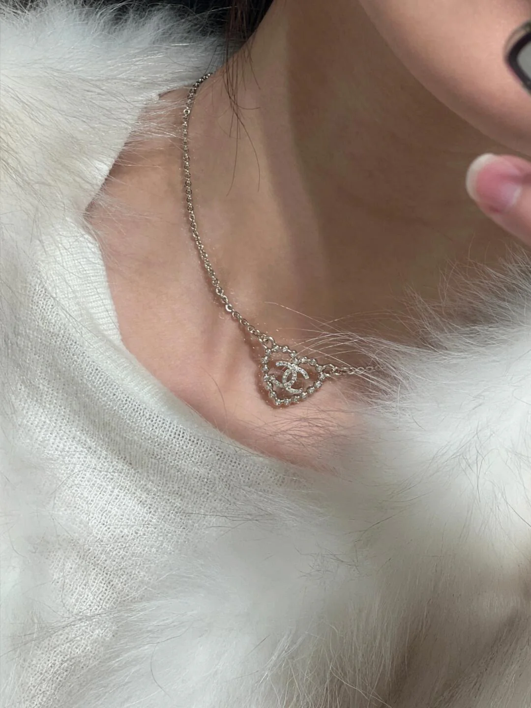 Колье Chanel 25p с ажурным сердцем