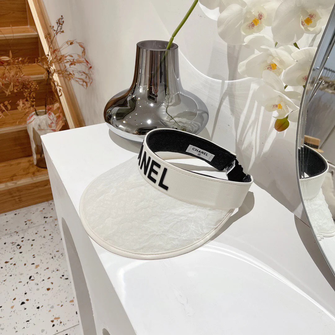 Солнцезащитная шляпа Chanel с открытым верхом - 8