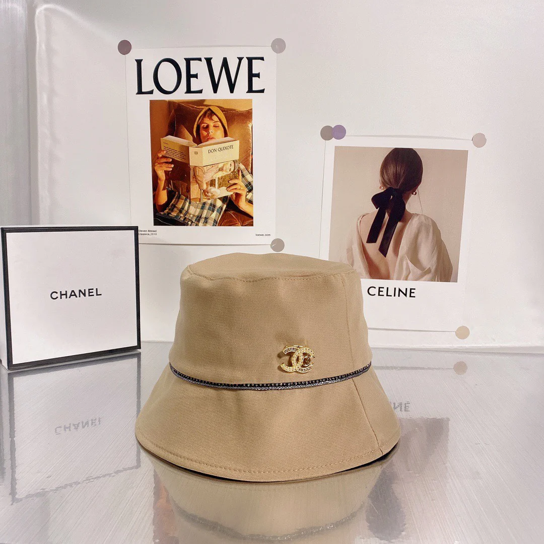 Новинка Chanel 2022 года - Рыбацкая шляпа - Абрикосовый цвет