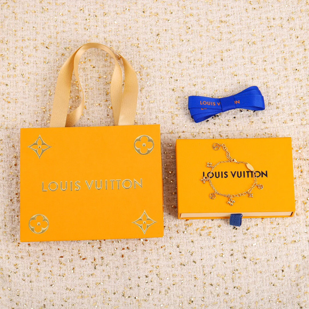 Браслет LV - 19