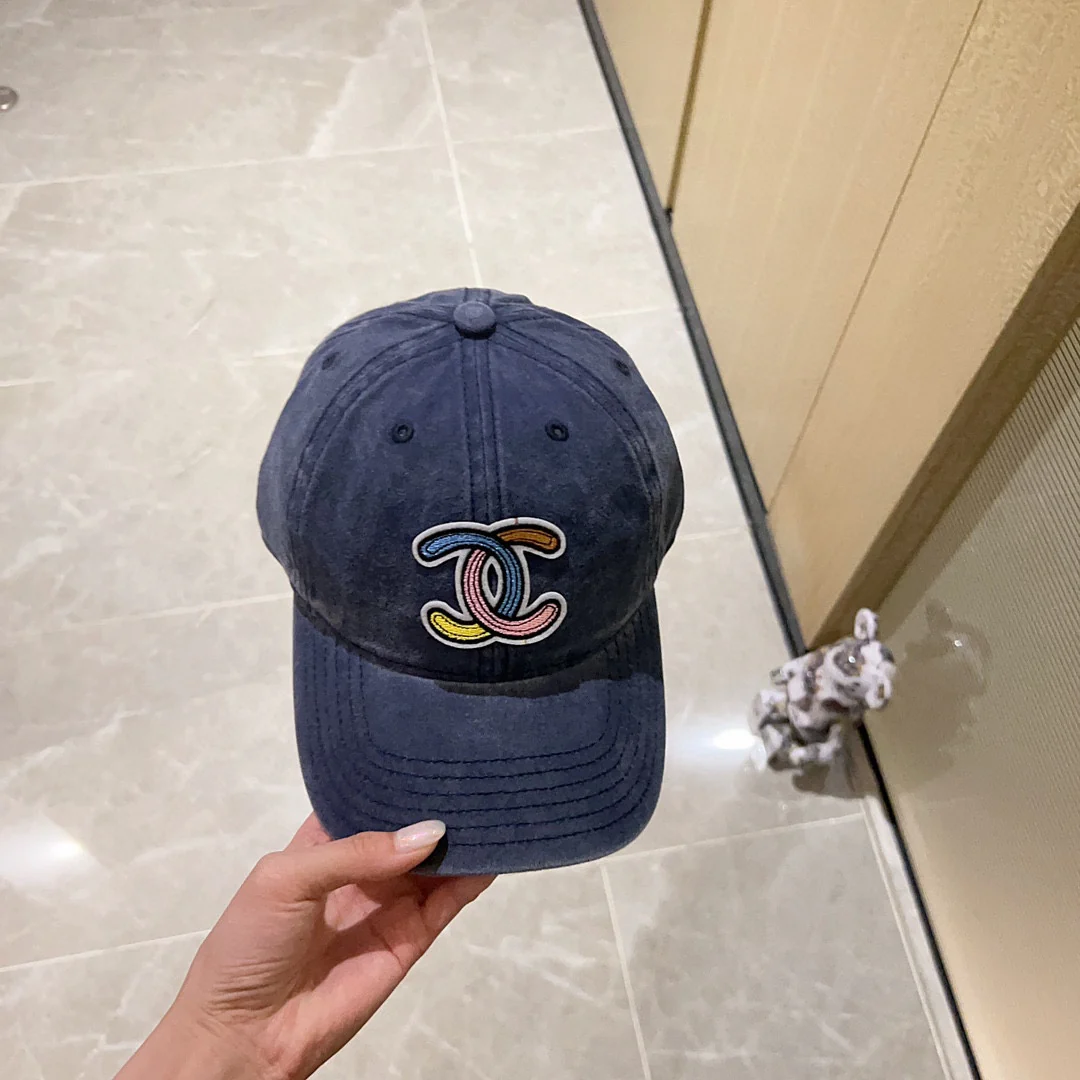 Новые поступления коллекции Chanel весна/лето 2023 - Бейсболка - 2