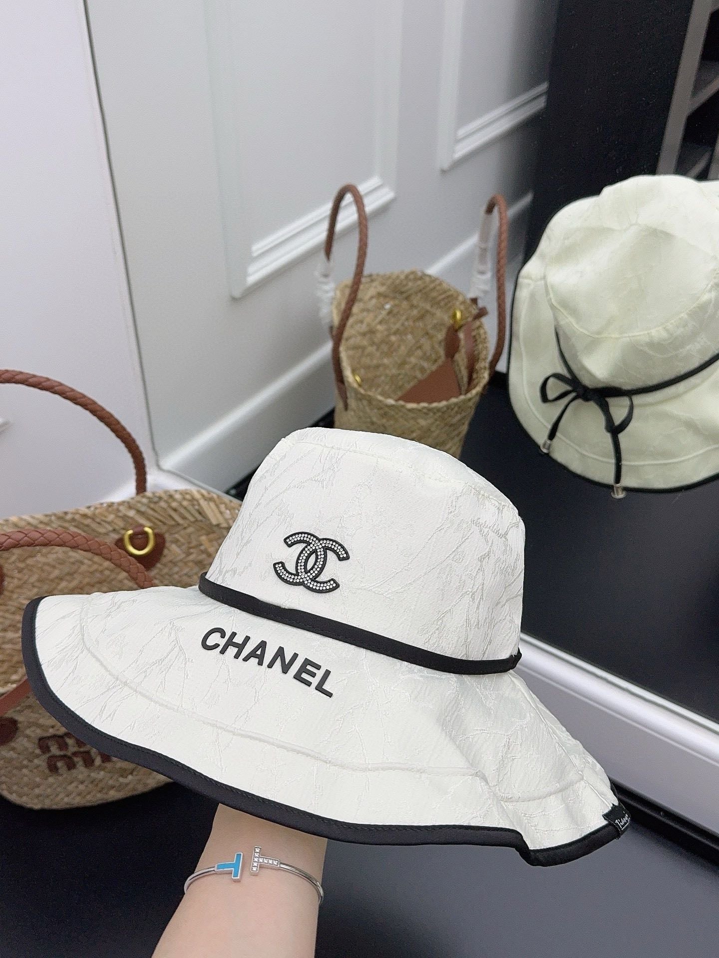 Chanel - Новая рельефная рыбацкая шляпа