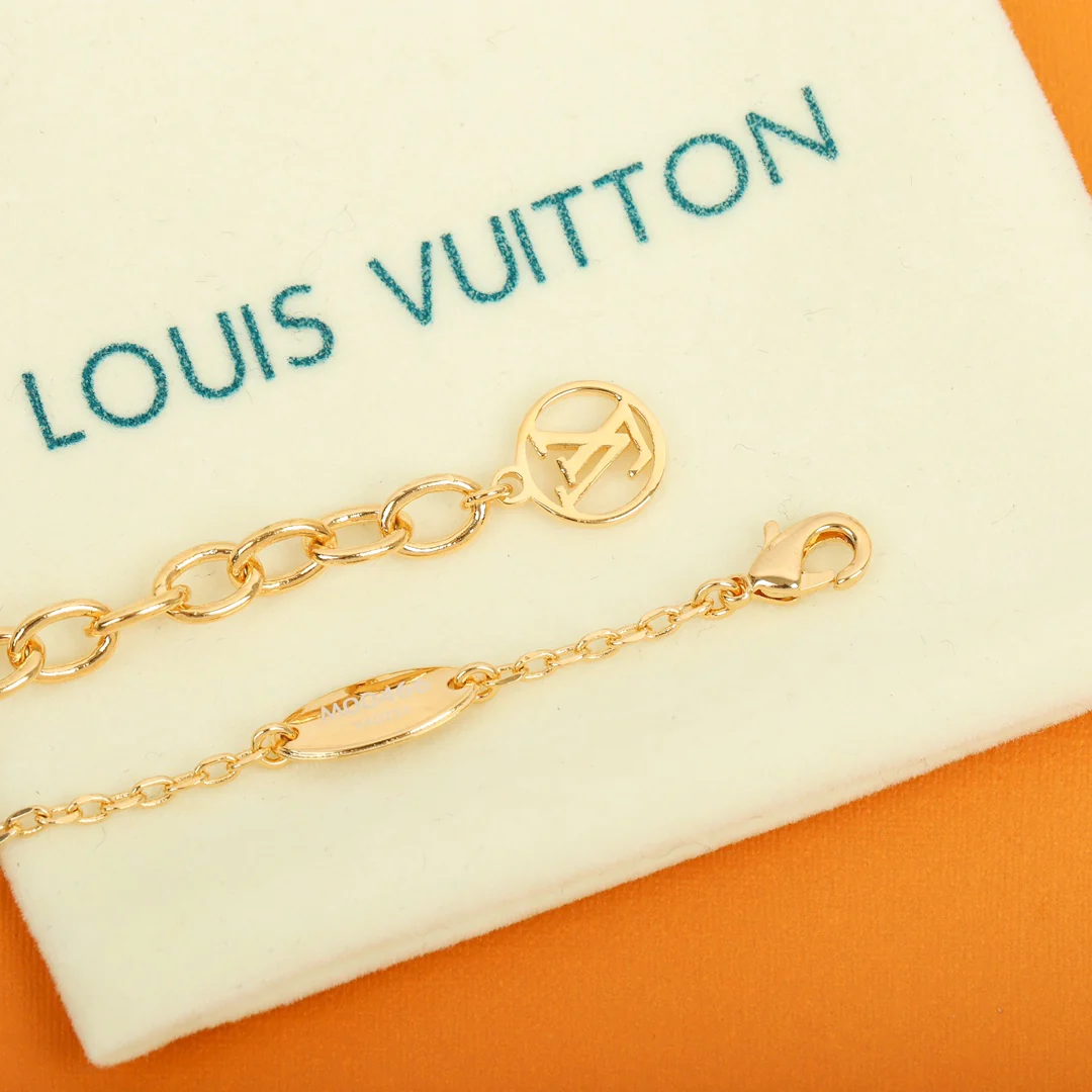 Браслет LV - 16