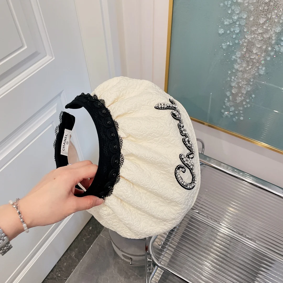 Chanel - Элегантная шляпа-ракушка в стиле французской светской львицы - Ткань, устойчивая к УФ-излучению - 1 шт.