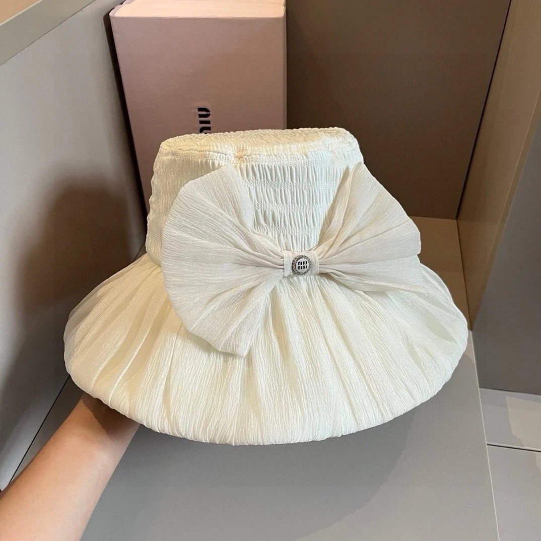 Miu Miu - Новая элегантная солнцезащитная шляпа 2024 года - белая