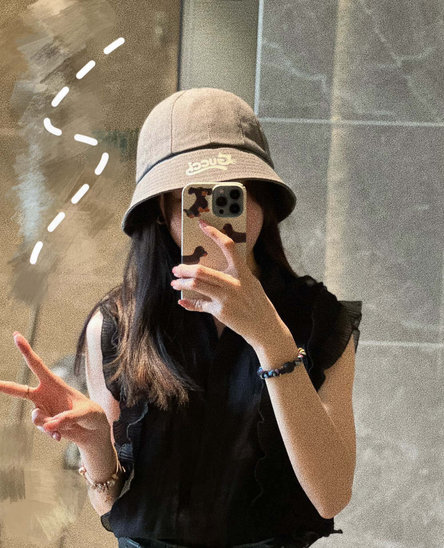 Новинка сезона весна/лето 2023 от Gucci - Панама Dome