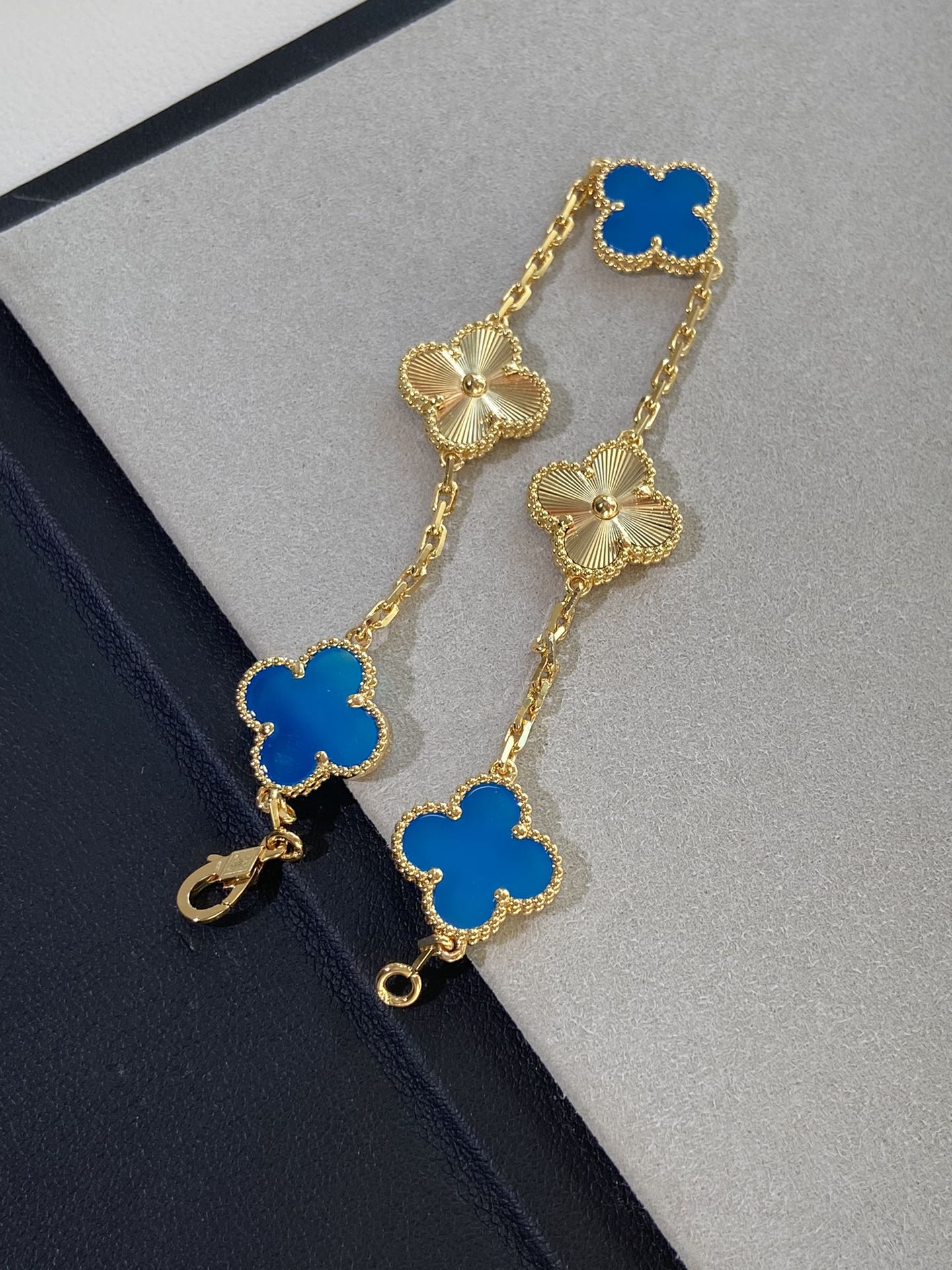 Van Vek - Браслет 015