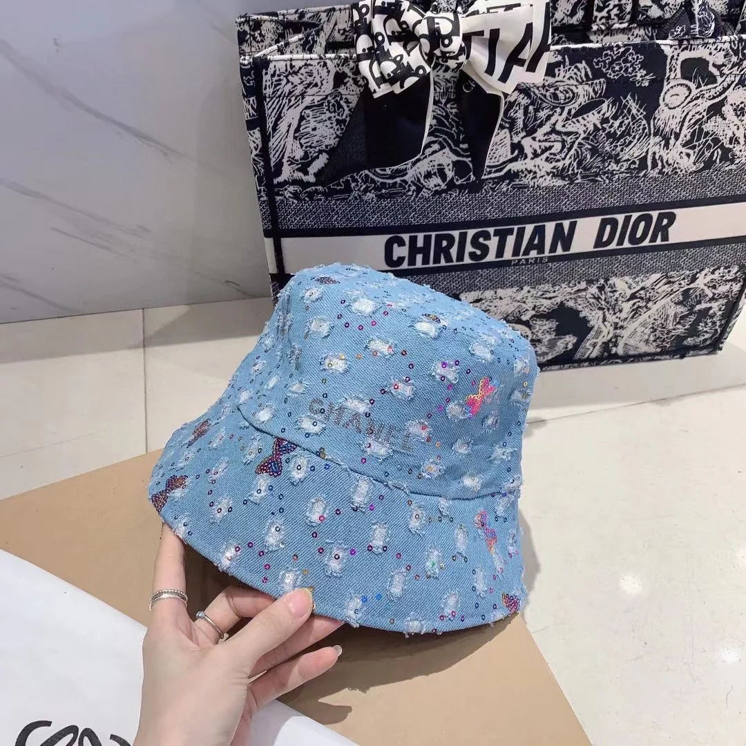 Новинка сезона весна/лето 2023 от Chanel - Рыбацкая шляпа