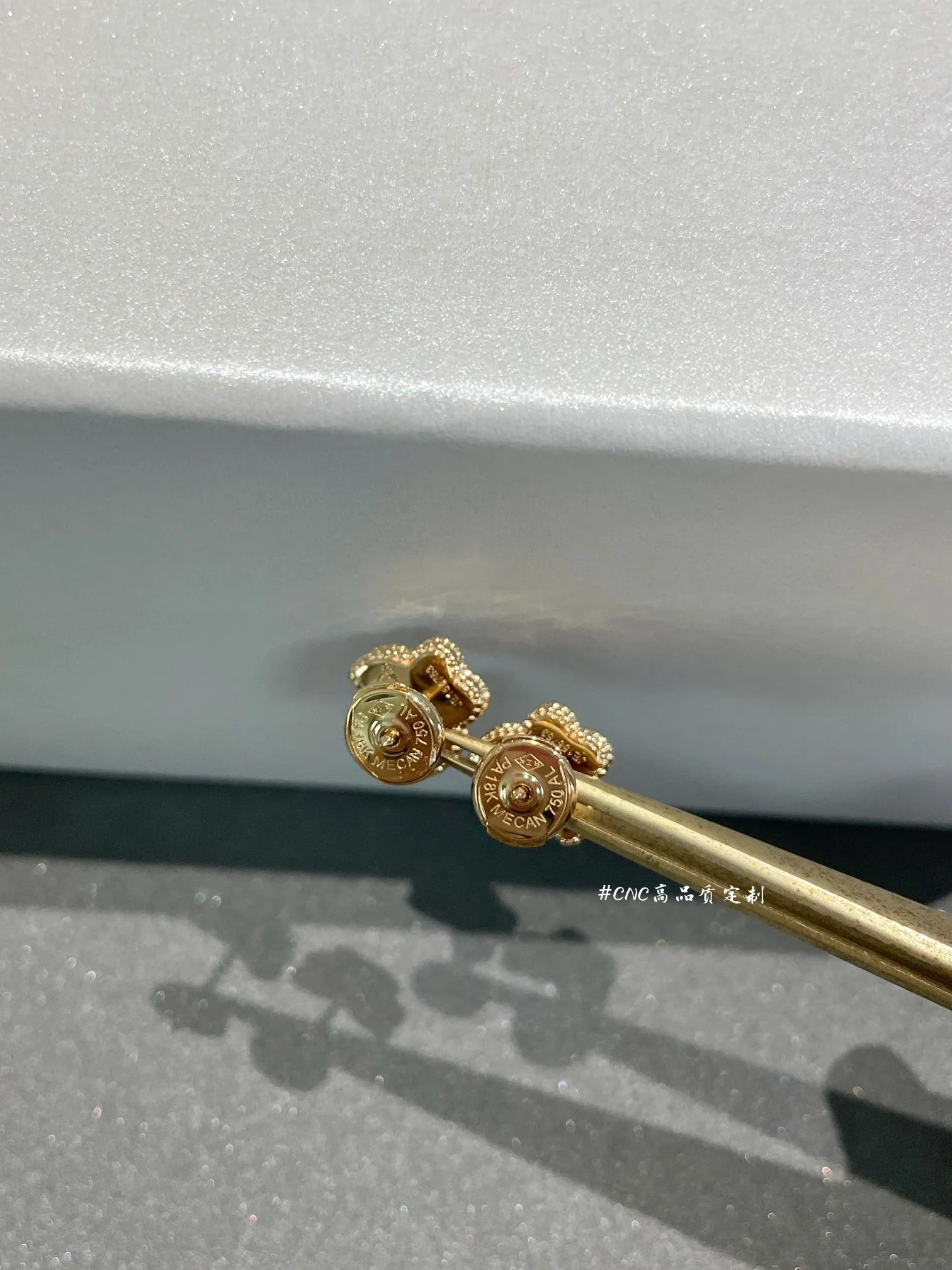 Серьги VCA 020