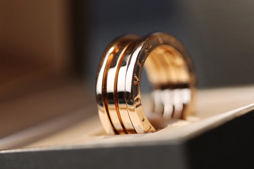 Кольцо Bvlgari 004