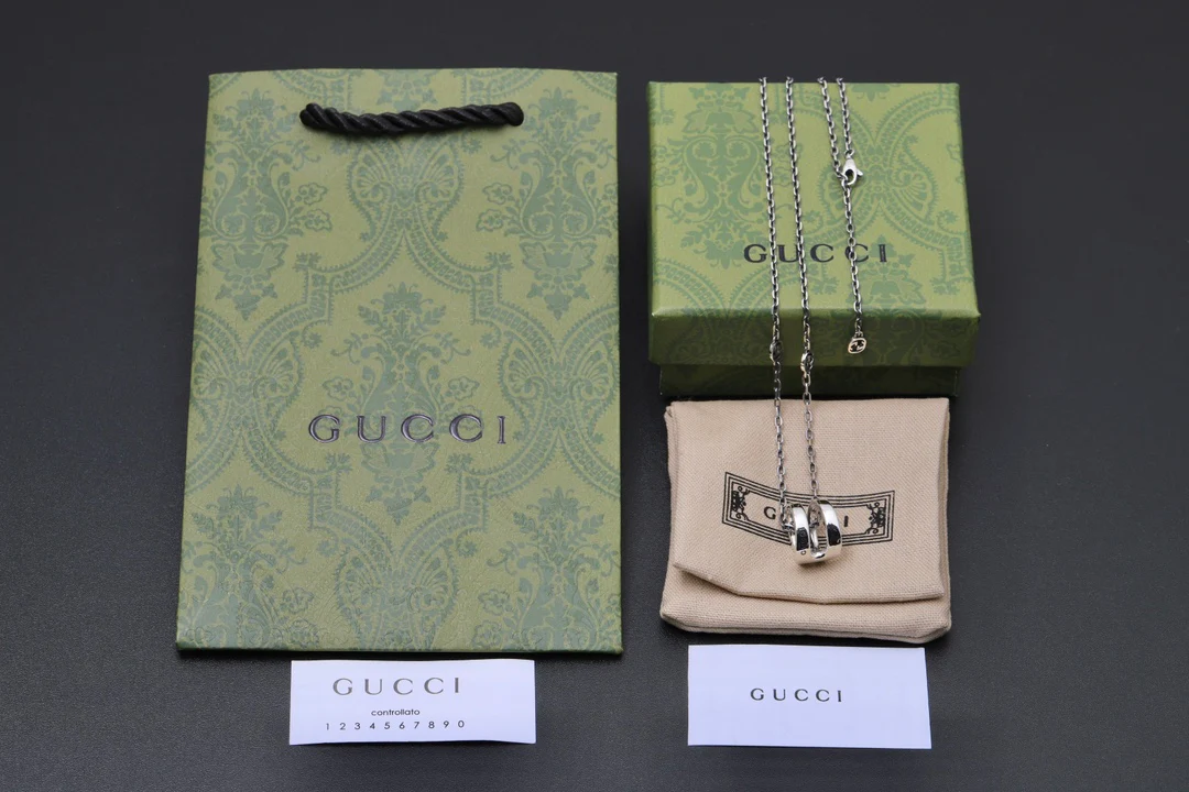 Gucci - Колье 055