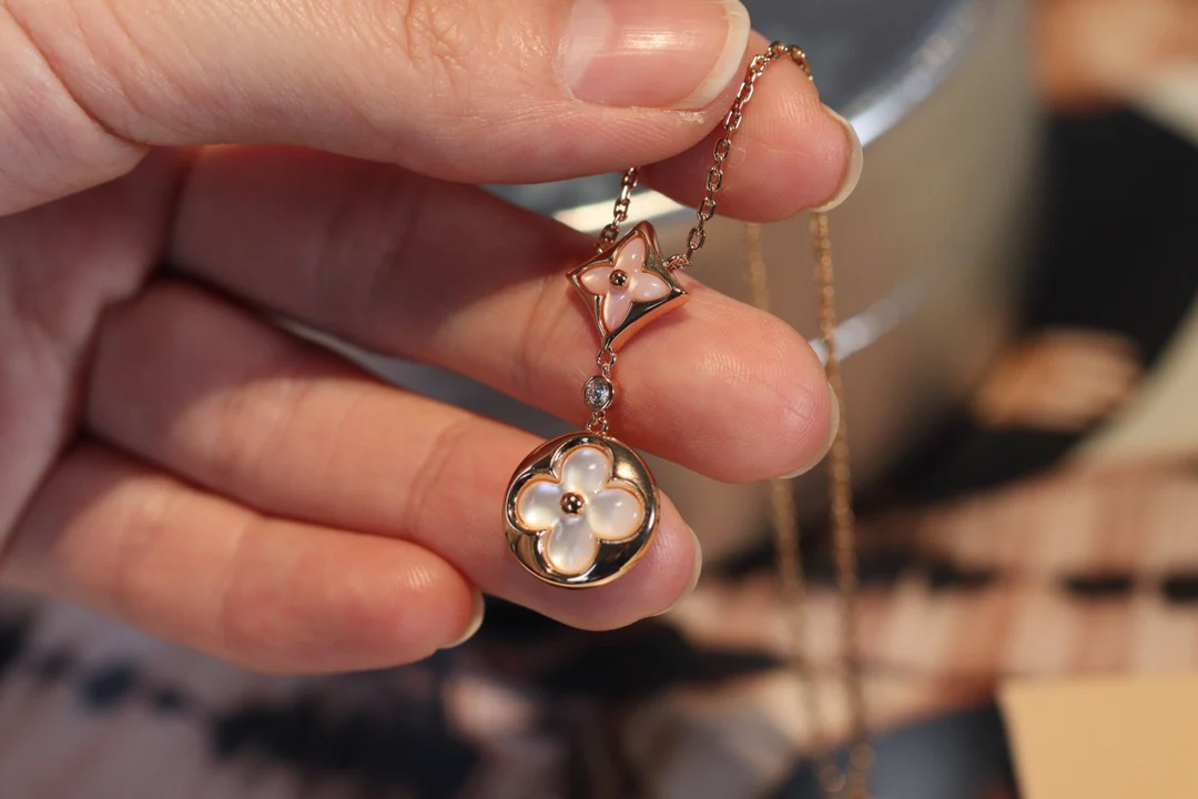 LV-Ожерелье 011