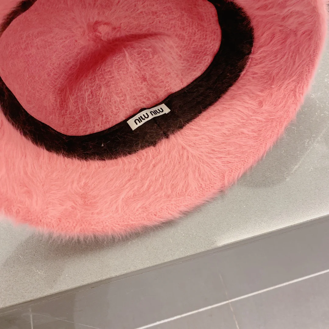 Miu Miu - Рыбацкая шляпа из кроличьего меха - Розовая
