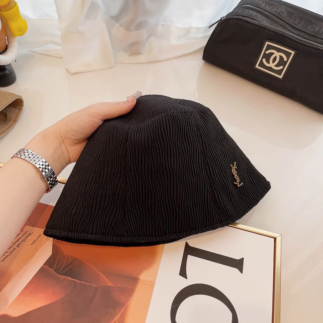 Saint Y-Lux - Рыбацкая шляпа ?Водяная рябь?