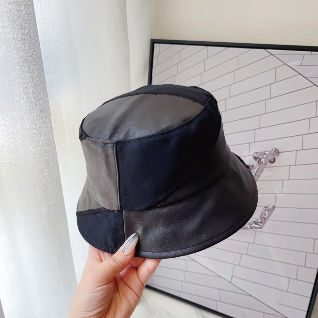 Dior - Стильная солнцезащитная шляпа с кожаной отделкой - Черная