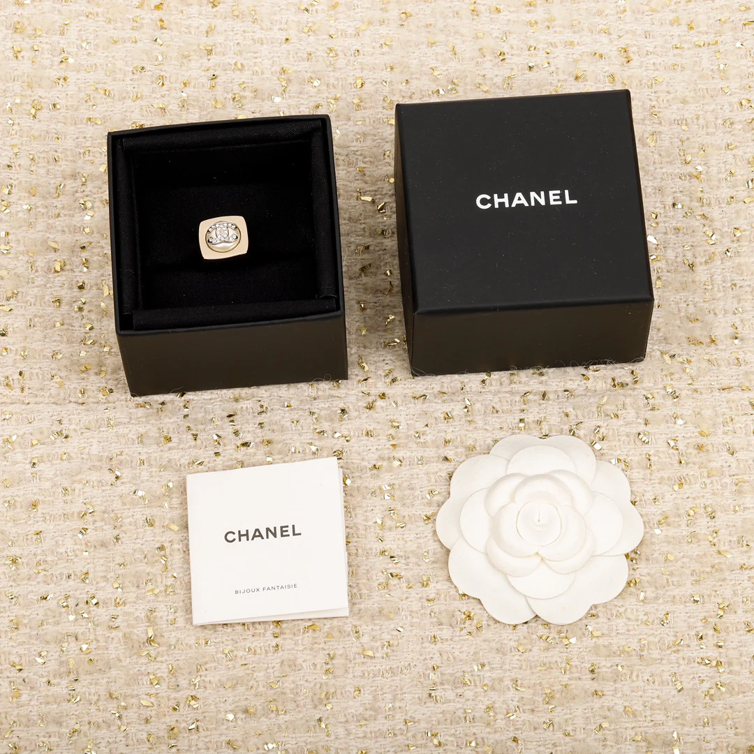 Кольцо Chanel 035