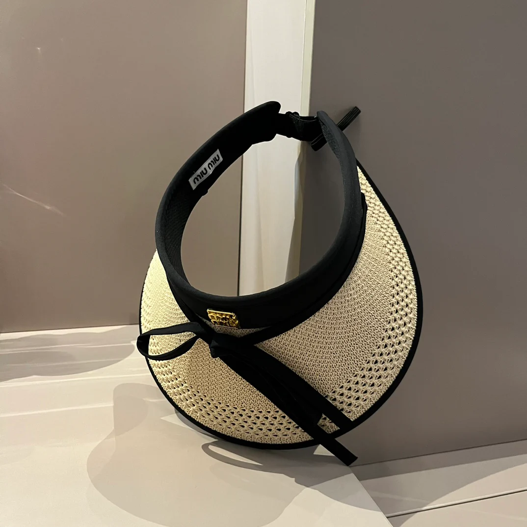 Miu Miu - Новая вязаная солнцезащитная шляпа на завязках - Белая